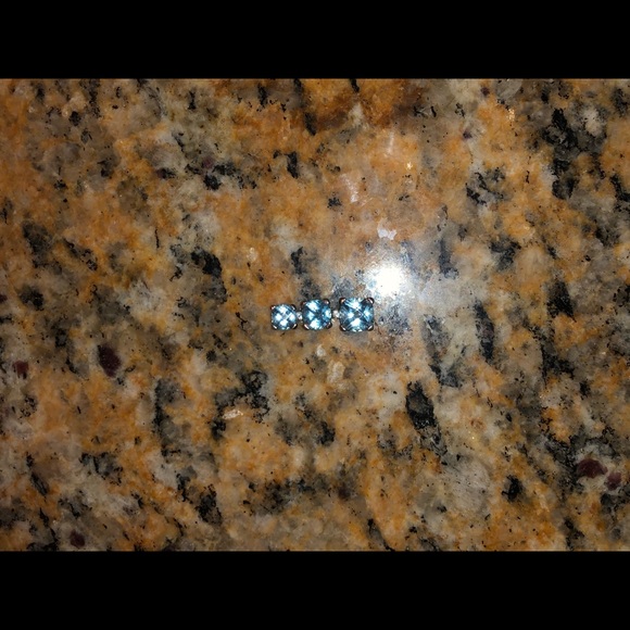 Charm - Picture 2 of 2